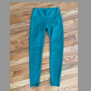 NWOT Old Navy High-Rise leggings size S